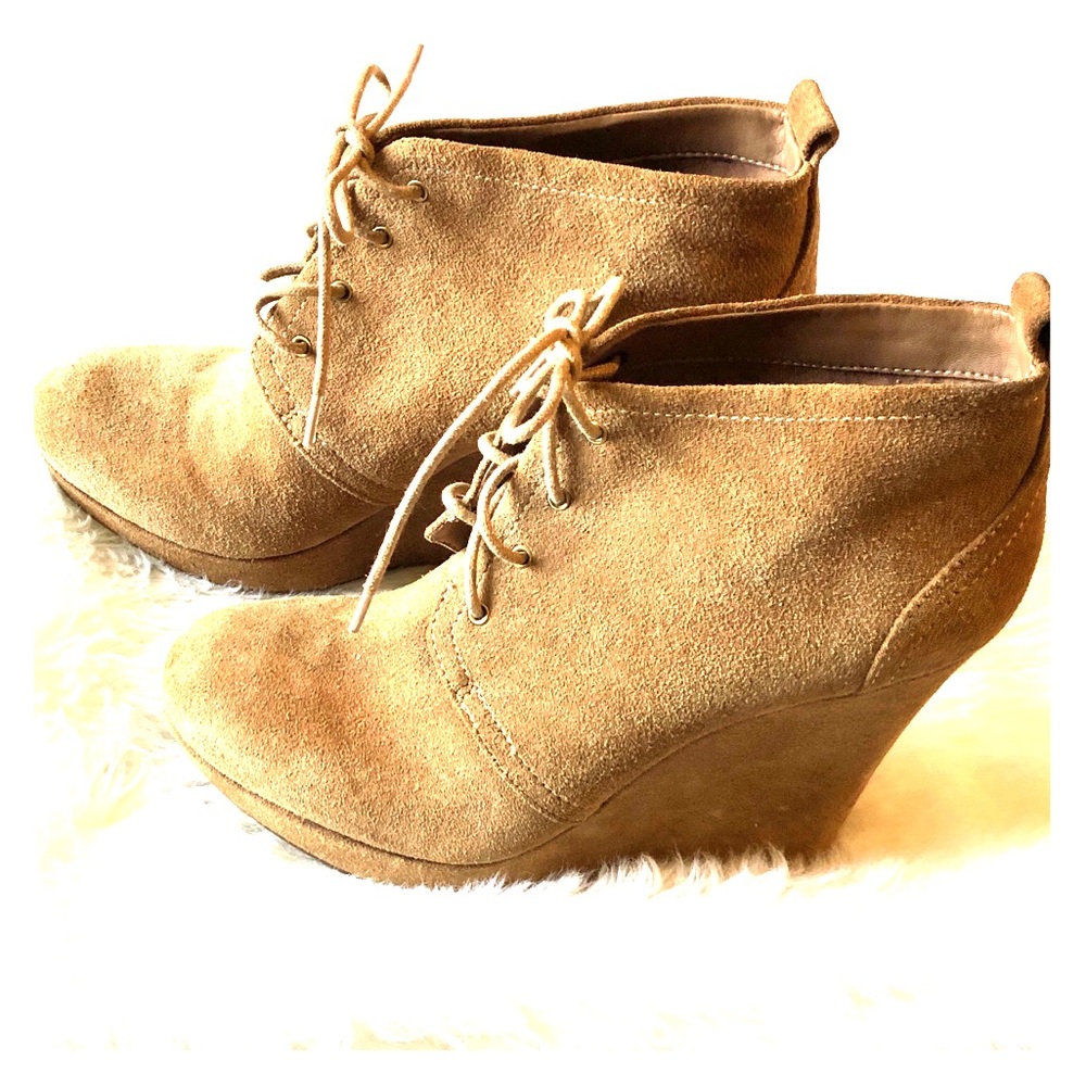 Jessica Simpson suede wedges camel booties